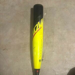 Easton adv 31 inch drop 8 bat.